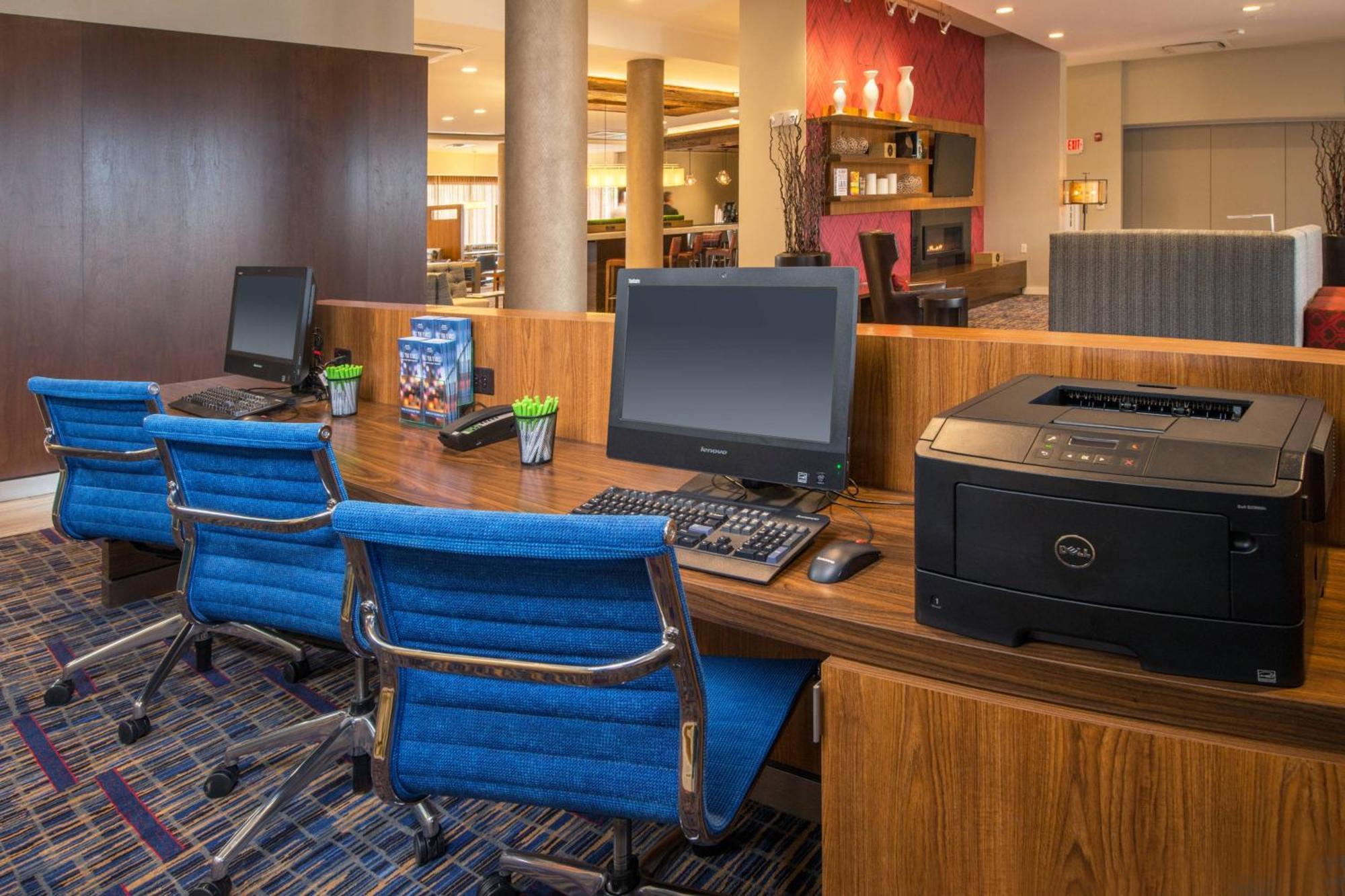 Courtyard By Marriott Shippensburg Ξενοδοχείο Εξωτερικό φωτογραφία