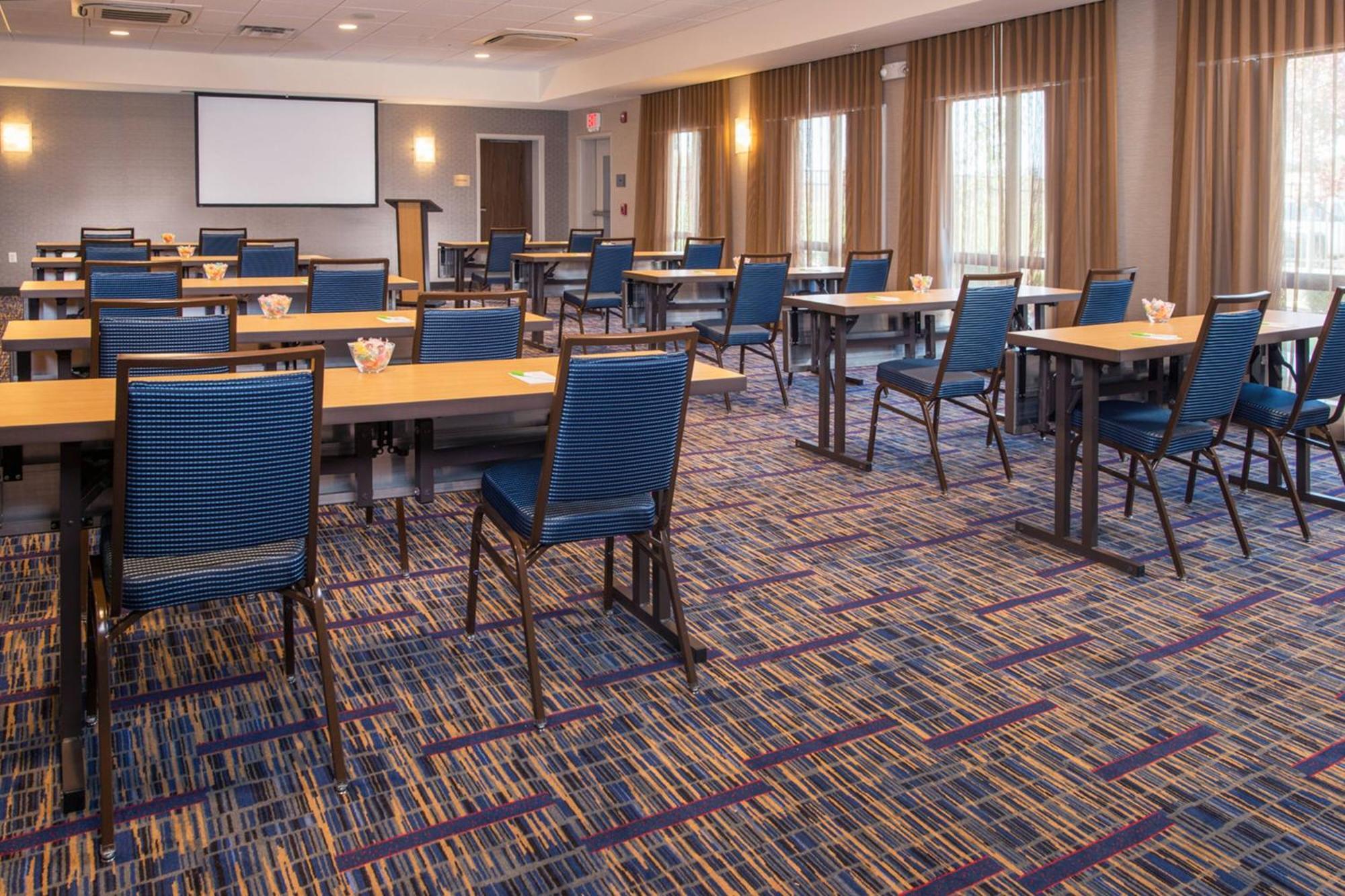 Courtyard By Marriott Shippensburg Ξενοδοχείο Εξωτερικό φωτογραφία